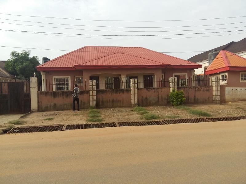 For sale House, Abuja, Abuja, Nigeria, 15 N Crescent FHA 1 Lugbe Airport Road Abuja